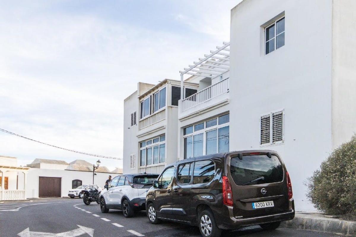 Apartamento Atenea San Bartolomé Exterior foto